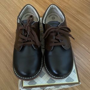 Boys Brown Dress Shoes - Like New